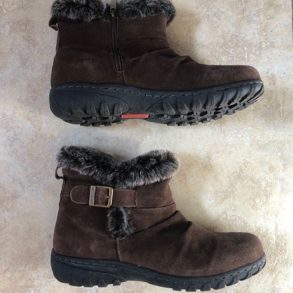 Khombu Low Snow Boots Brown NEVER WORN.